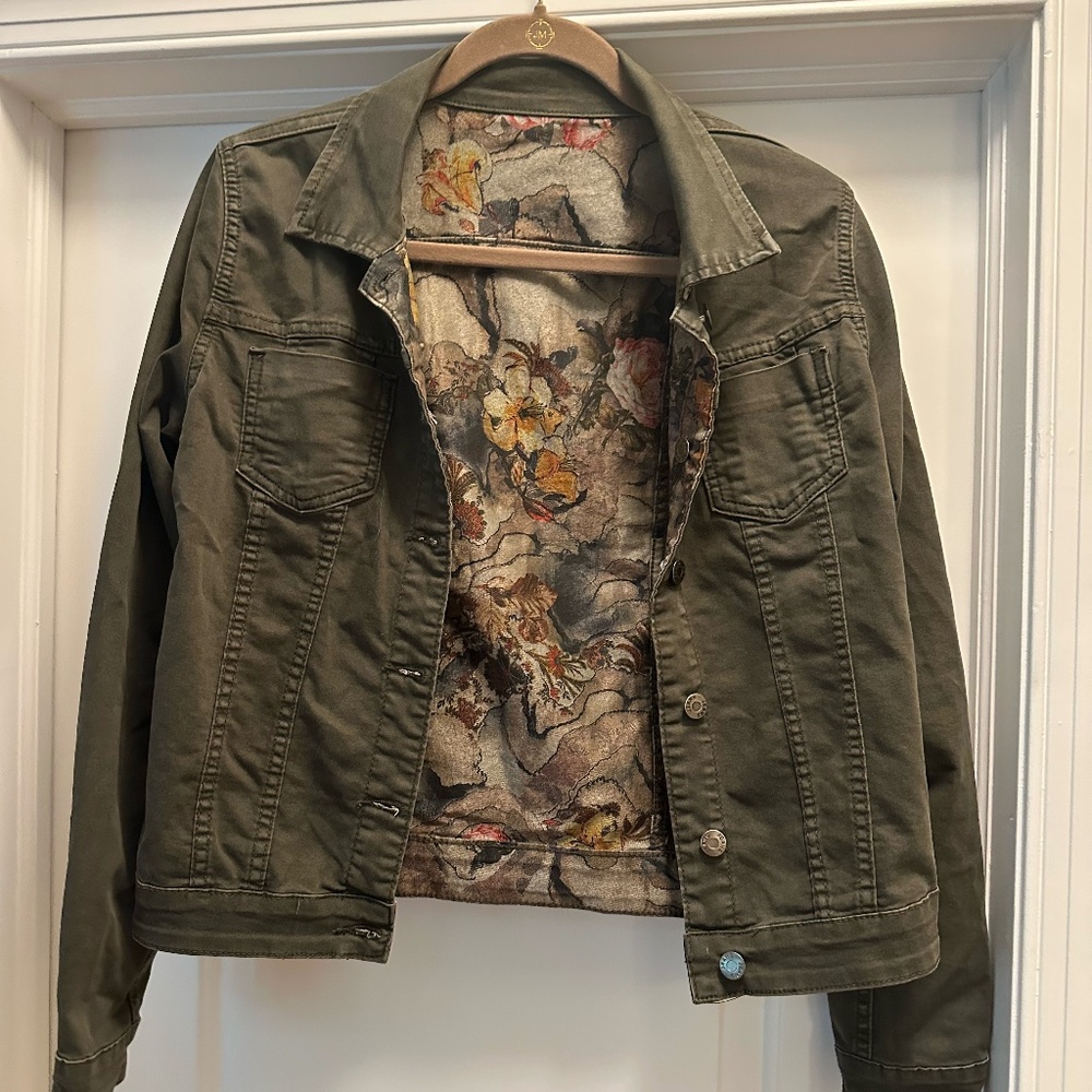 Reversible stretch denim jacket size 6/small